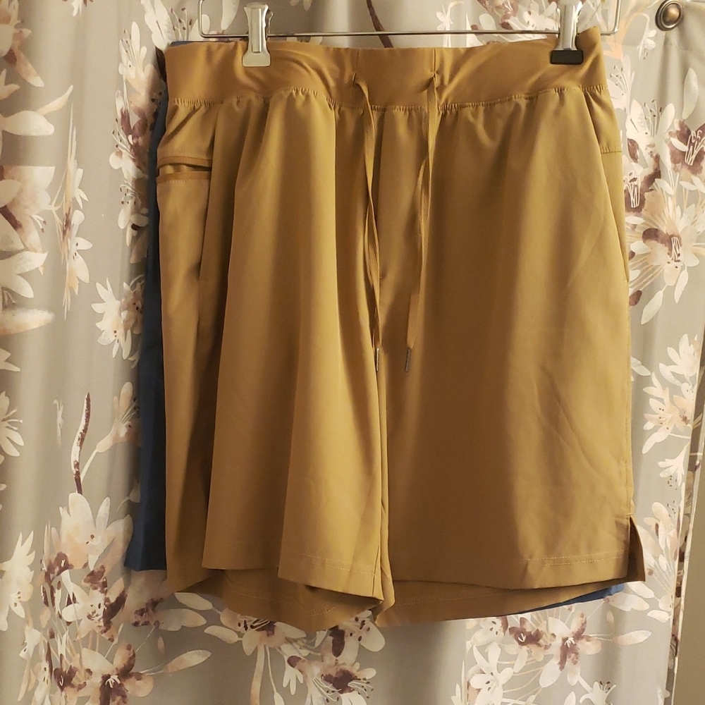 EUC 3 Pack Amazon Men's Tan and Blue Shorts